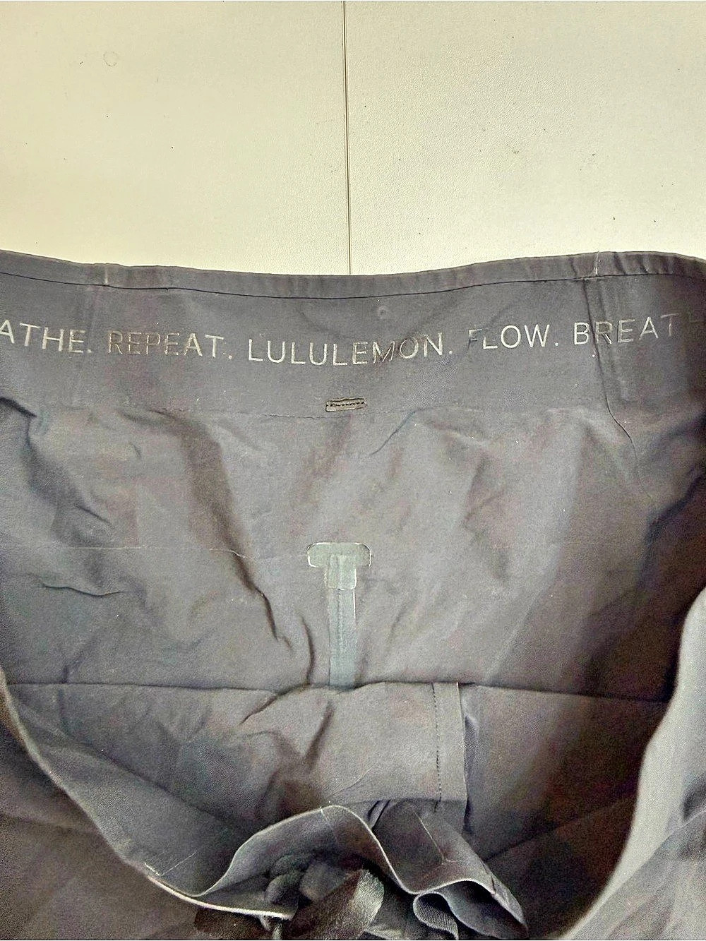 lululemon Classic-Fit Linerless Board Short 7" Men's Athletic Shorts Black Size - Picture 7 of 9